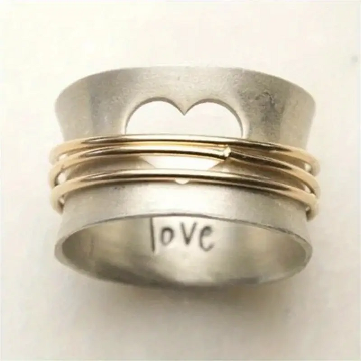 Sassy | Vintage love ring