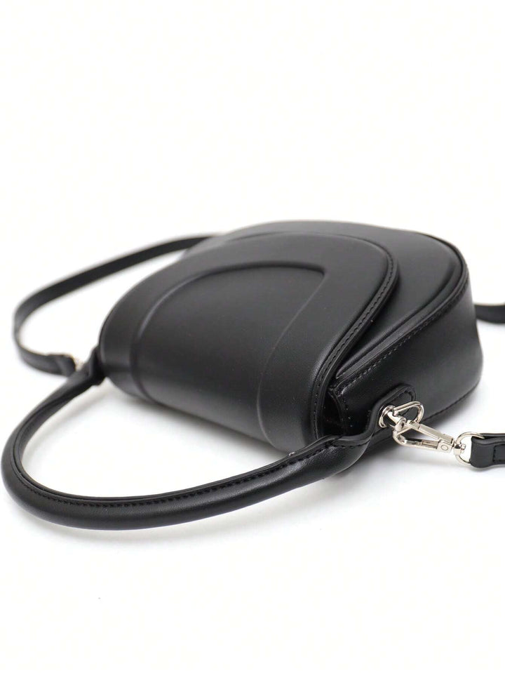 Novessa | Luxe Statement Minimalist Saddle Bag