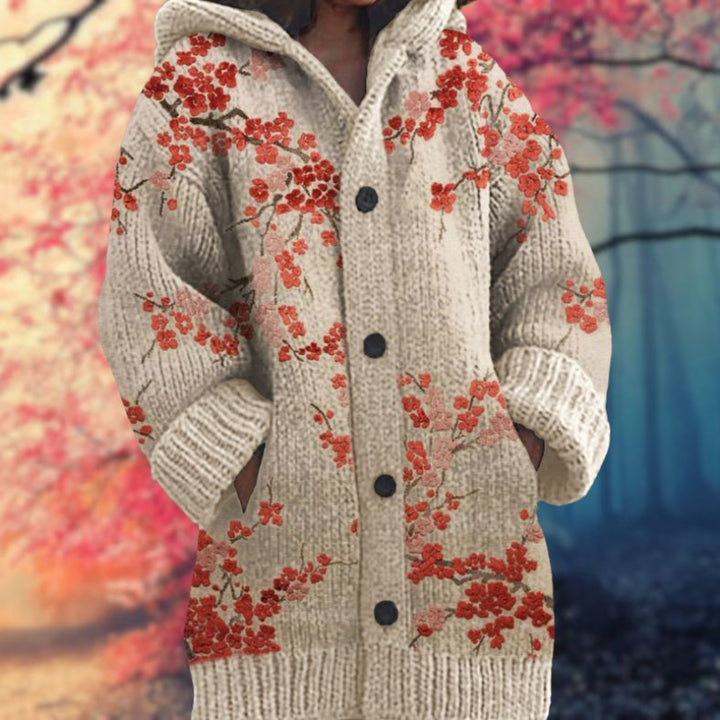 Elsie | Warm women's sweater with buttons and hood