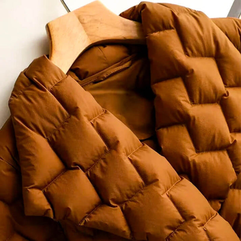 Alira | Stylish quilted down coat