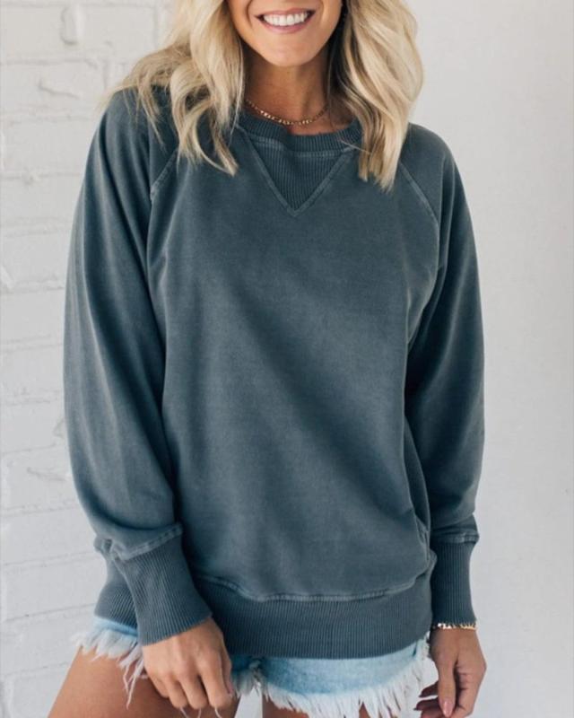 Corina | Ribbed accent pocketed sweater