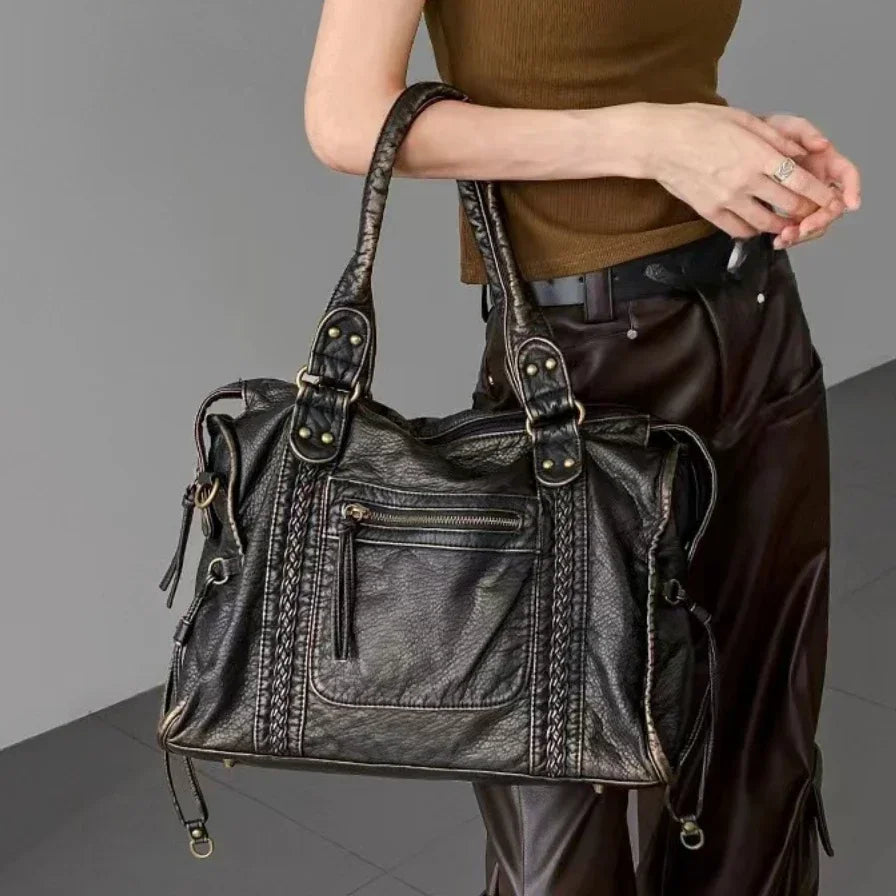 Lirienne | Elegant Charm Elegant Shoulder Bag