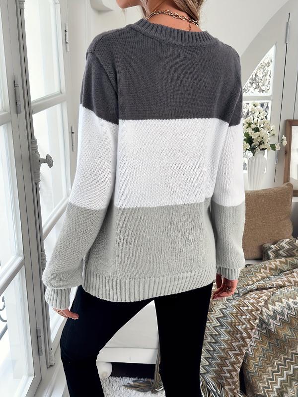 Barbara | Round neck color block sweater