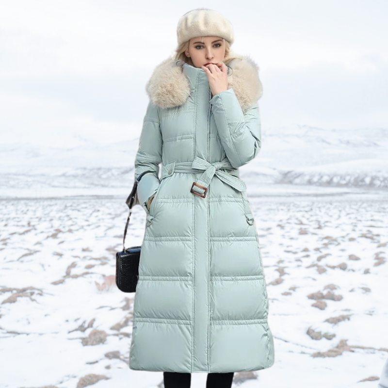 Melanie | Luxurious winter parka with fur hood