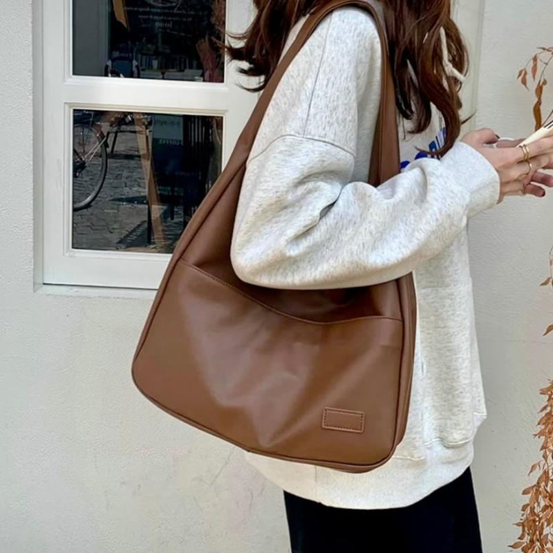 Olga | Daily essentials bag