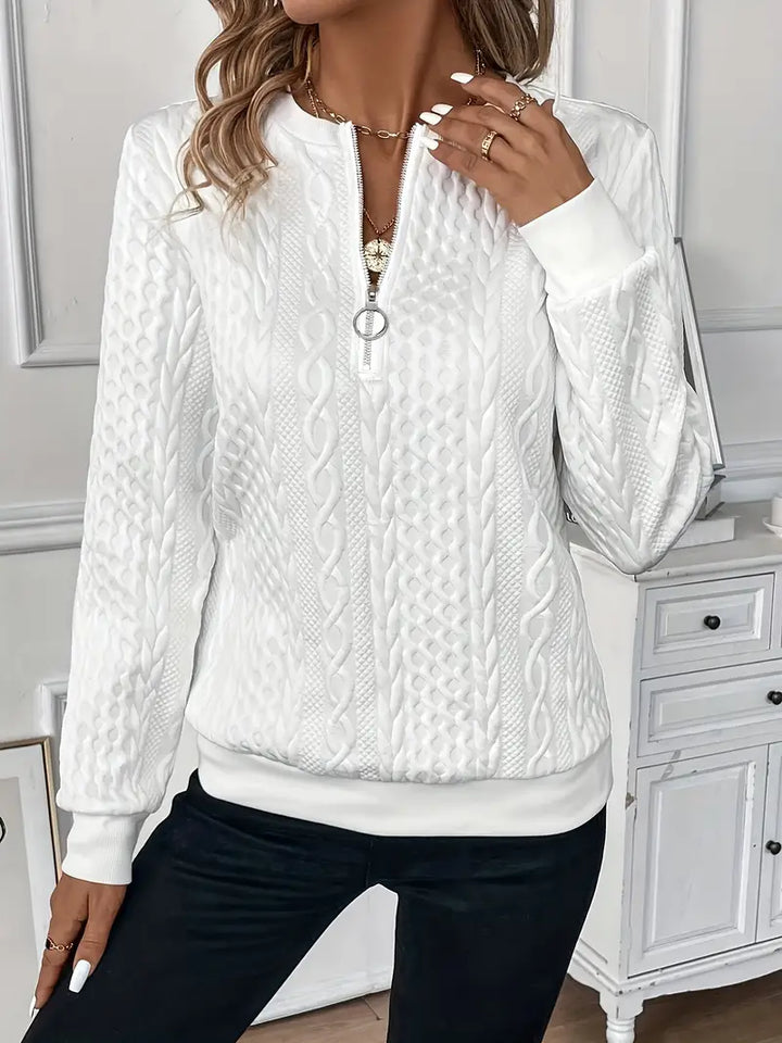 Romy - Elegant zip sweater