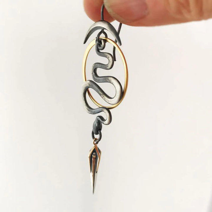 Eda | Irregular geometric spiral earrings serpentine