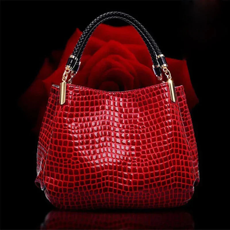 Vivenza | Durable Elegance Handbag with Crocodile Pattern