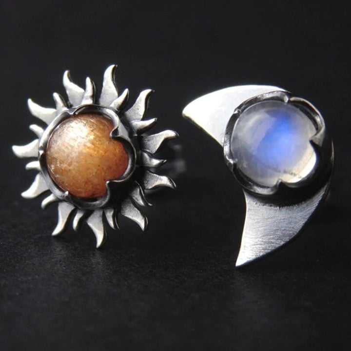 Eveline | Sun moon earrings