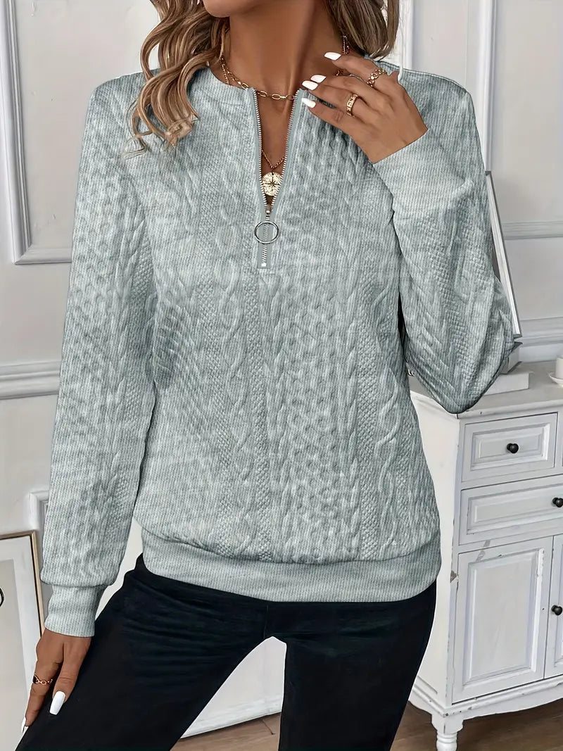 Romy - Elegant zip sweater