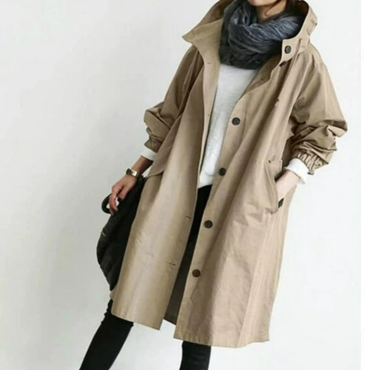 Jacqueline - Elegant and water resistant trench coat